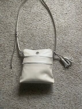 Crossbody Anne Klein Faux Leather Tassel Bag - Cream